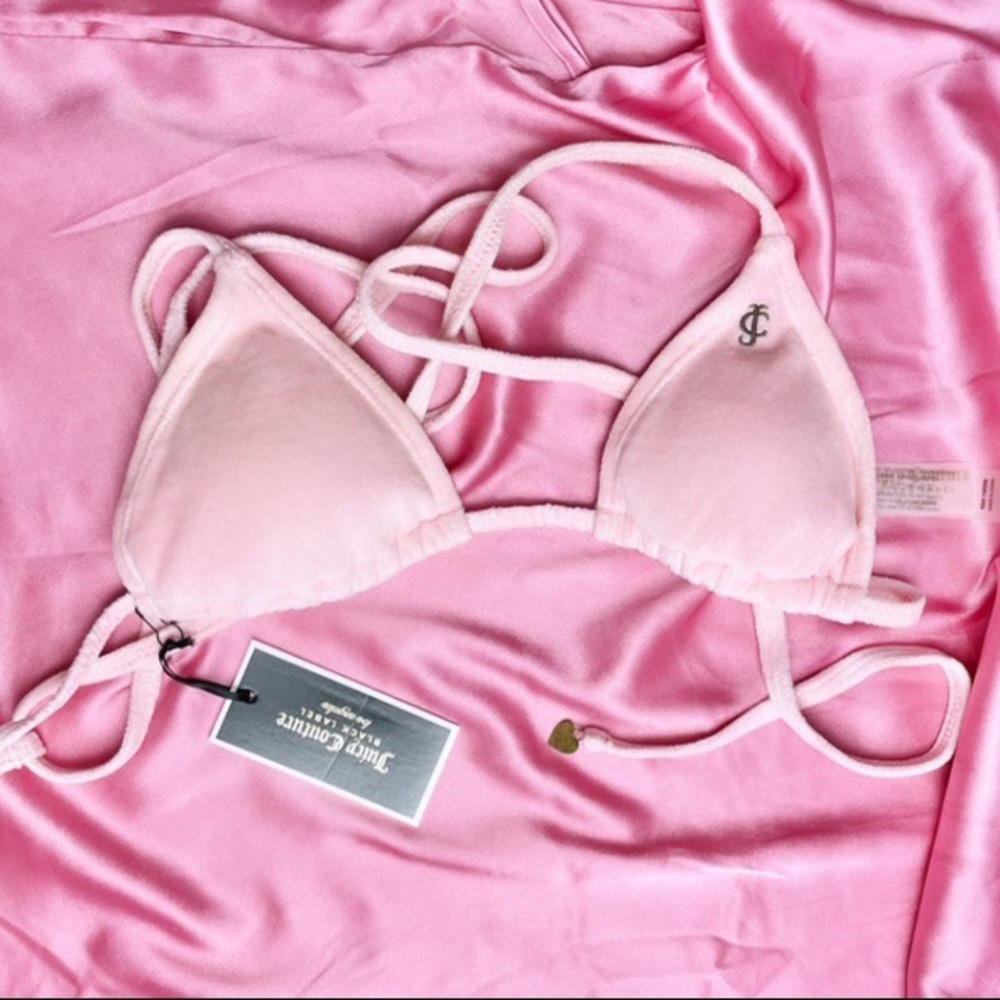 Juicy Couture Black Label
pink velour swimtop NWT